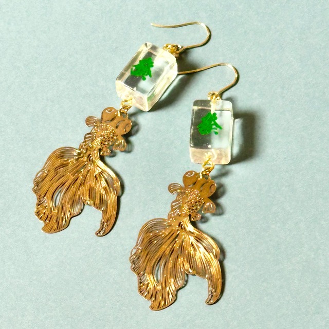 ❁發❁金魚ミニ﻿麻雀牌ピアス、イヤリング(261)