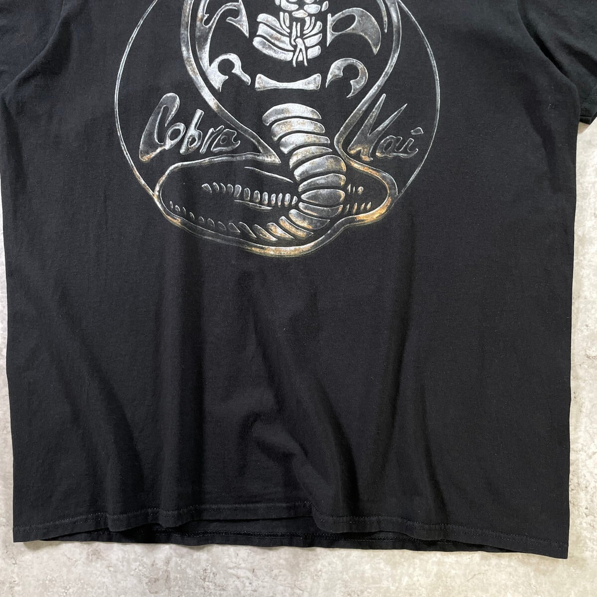 COBRA コブラ スラックス XL 黒 【古着】【中古】【送料無料】 Cobra Kai ベスト・キッド プリントTシャツ メンズL 古着 コブラ会