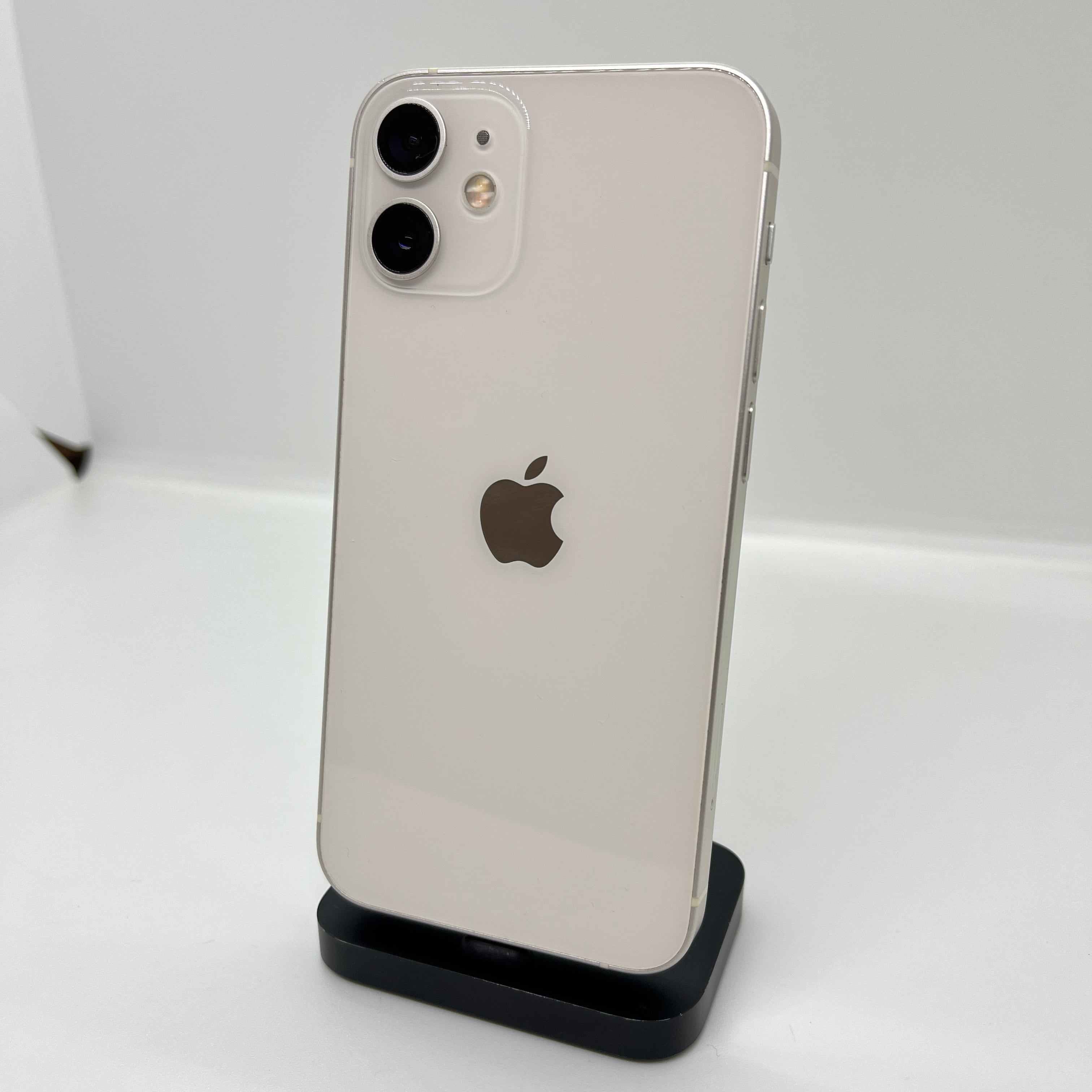 バッテリー新品】iPhone11 128GB レッド【SIMロック解除済み】 | リノスマ
