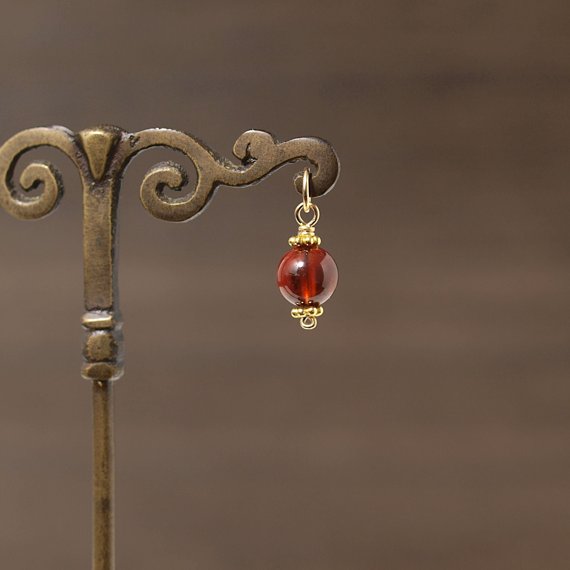 限定】ヘソナイト8ミリ玉K14GFペンダントトップ | Natural Style