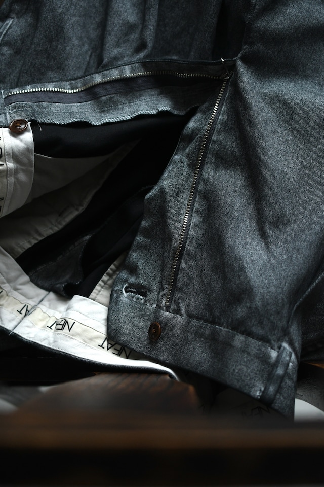 NEAT / NEAT Chino (PD BLACK)