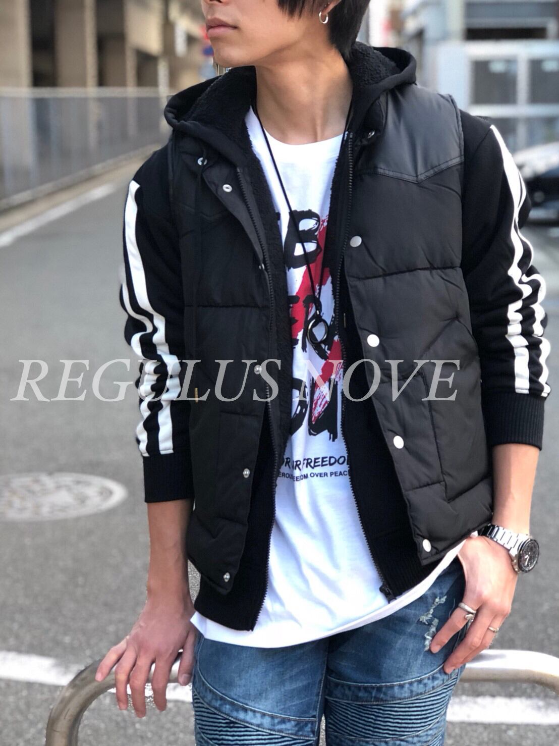 PUレザー切替中綿防水ベスト