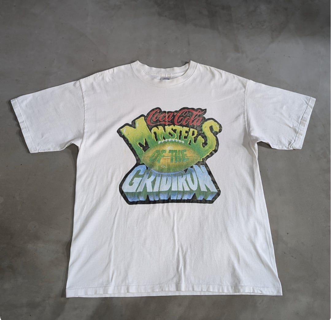 90s coca cola monsters of the gridiron print tee 小岩店