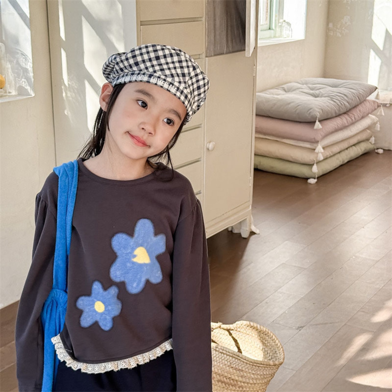 秋レース裾花柄Tシャツ