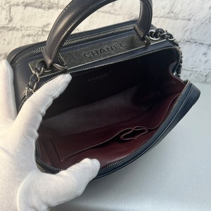 CHANEL シャネル ココマーク  レザー ショルダーバッグ ブラック A-10013