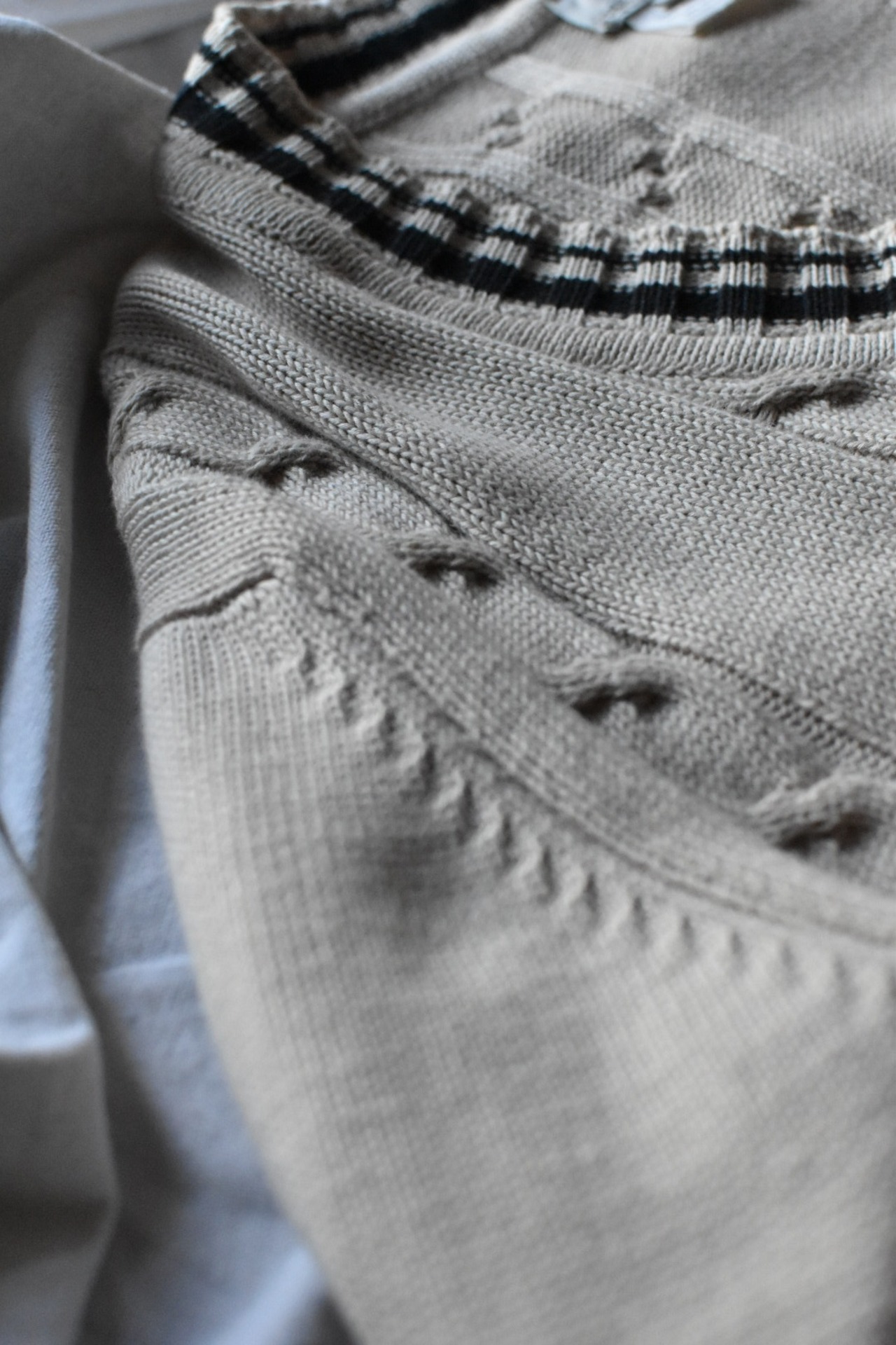 “DRIES VAN NOTEN” 90s school knit