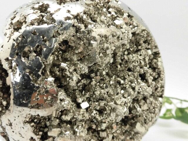 直径約15cm 6.9kg 【送料無料】【高品質】南米ペルー産特大パイライト丸玉