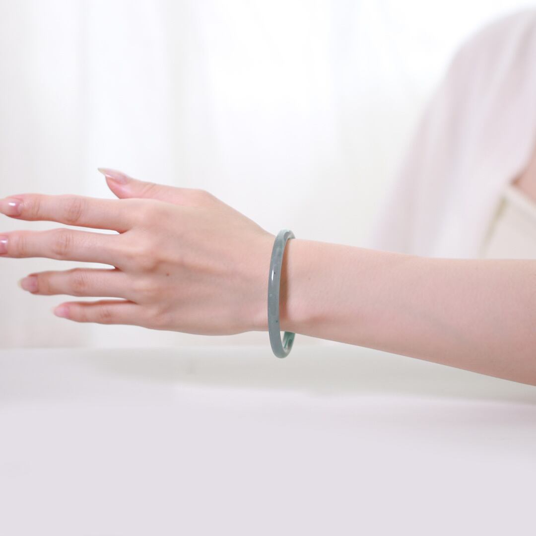 内径 約58mm】princess/Guatemala 翡翠バングル A貨翡翠 jd_bg1400