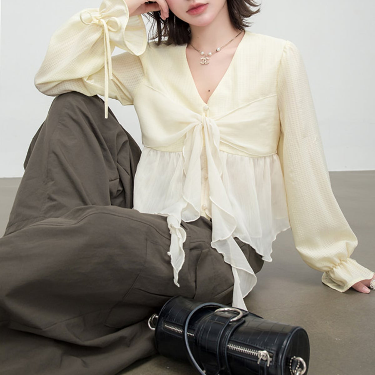 フロントタイ・エアリーシフォンペプラムブラウス ch0579