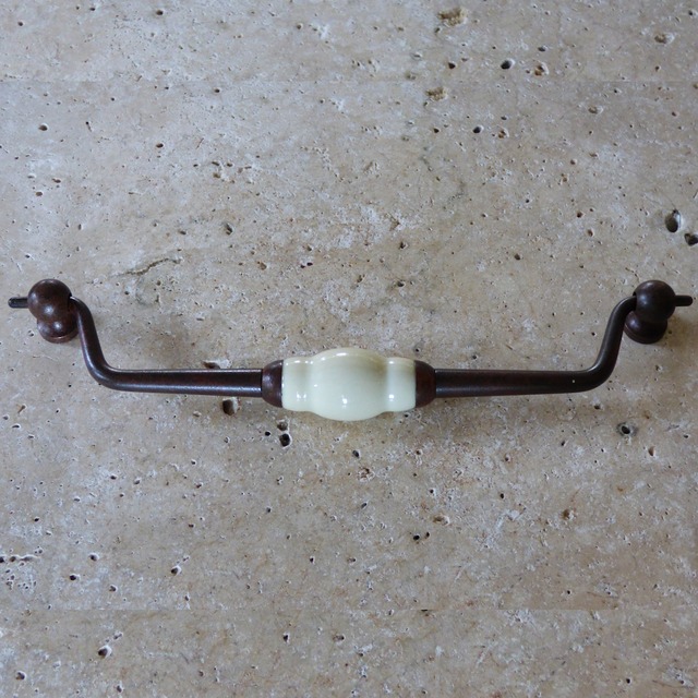 カオリンヌ・家具用取手・鉄・赤錆ワックス仕上げ 0940-ROB92