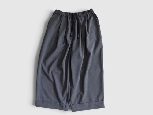 UNTRACE”_320 カフクロップドイージーパンツ HEATHER CHARCOAL”