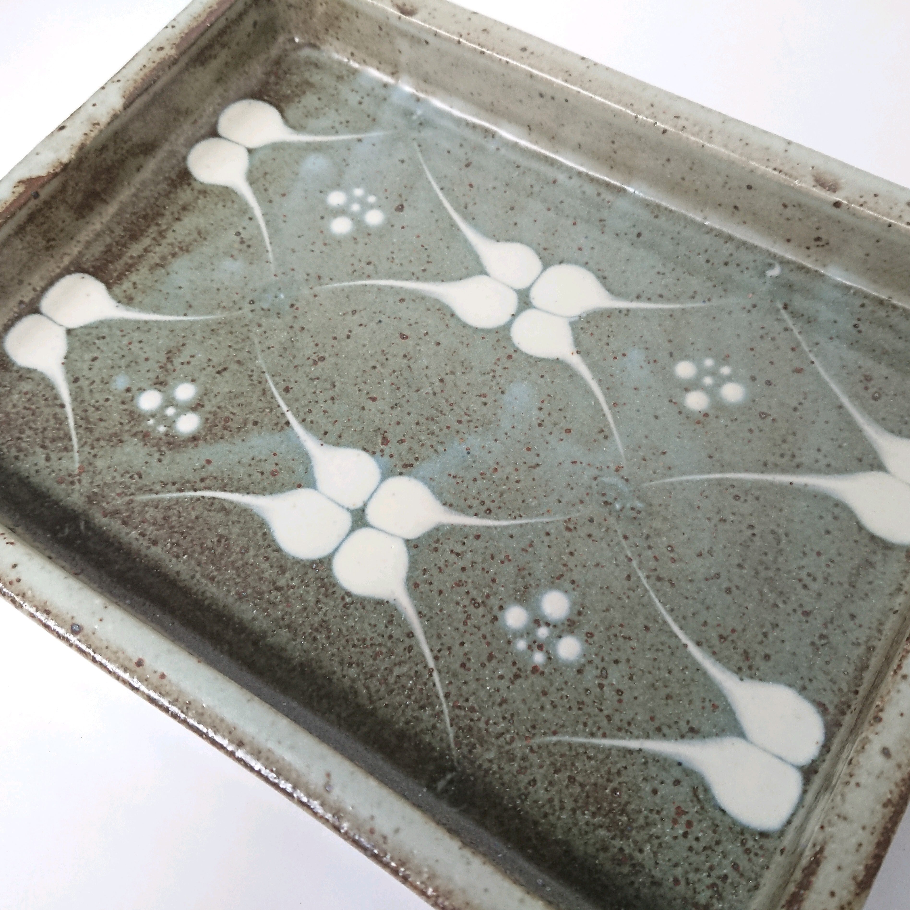 益子焼 神谷正一作 呉須梅文角皿 未使用品 | coshiki