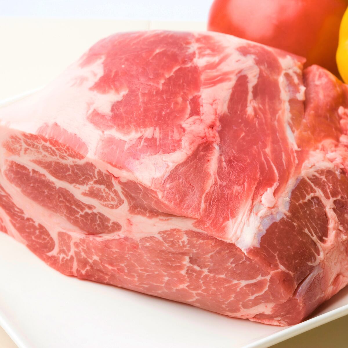 肉屋発！北海道産交雑牛肩ロース　ブロック ４４８０g　すきやき　焼肉　ステーキ　塊肉　業務用　同日落札で同梱可能　１円 肉屋発！北海道産 ブロック 冷蔵 同日落札で同梱可能 １円 ４６８０g