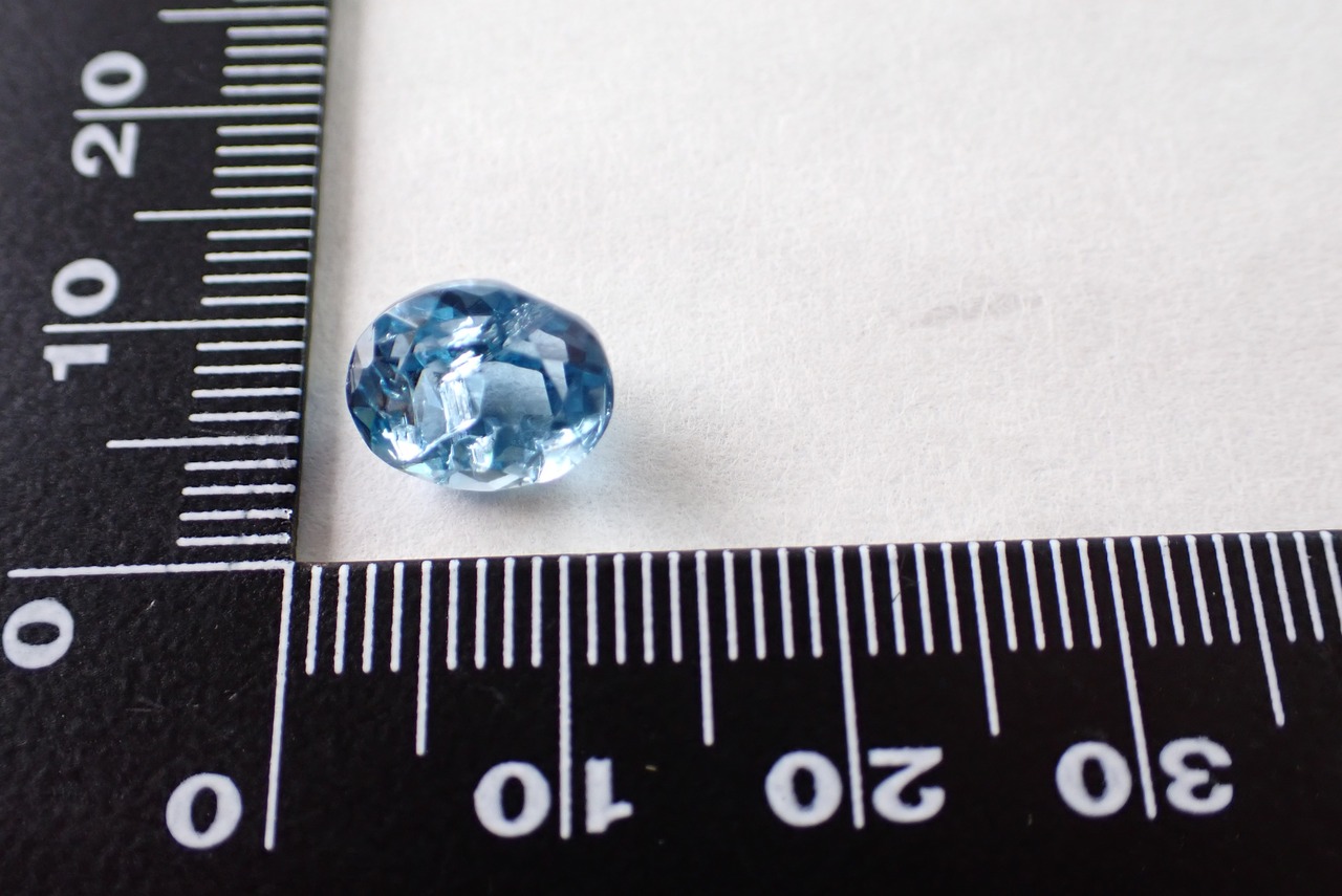 クラックロンドンブルートパーズ　4.24ct　[C3‐14]