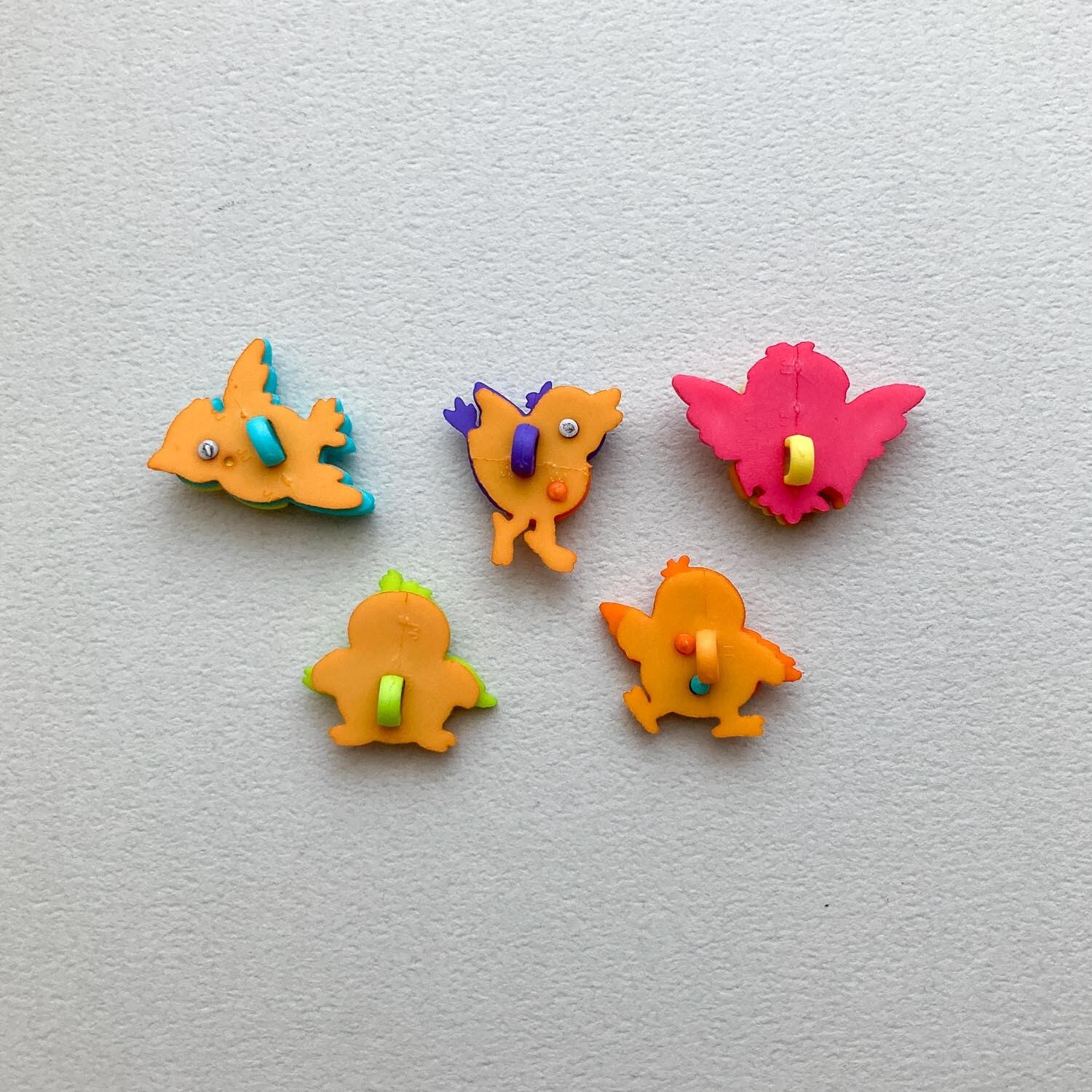 再入荷〉JJボタン カラフルポップな小鳥ボタンパック（5p） | Dua