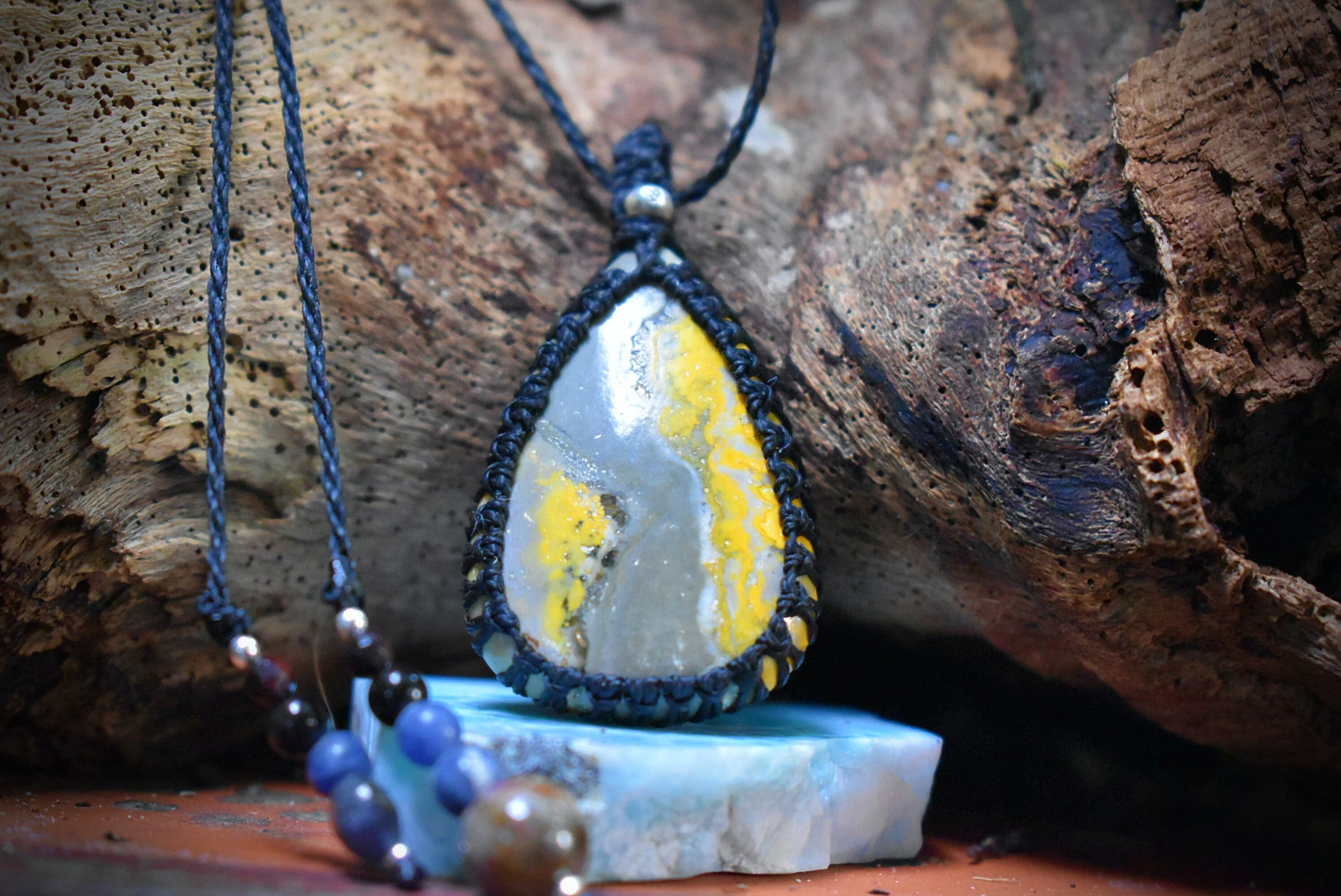 宇宙との共存★エクリプス★バンブルビージャスパー シンプルマクラメペンダントja005