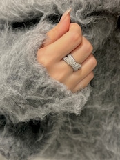 Double cross ring