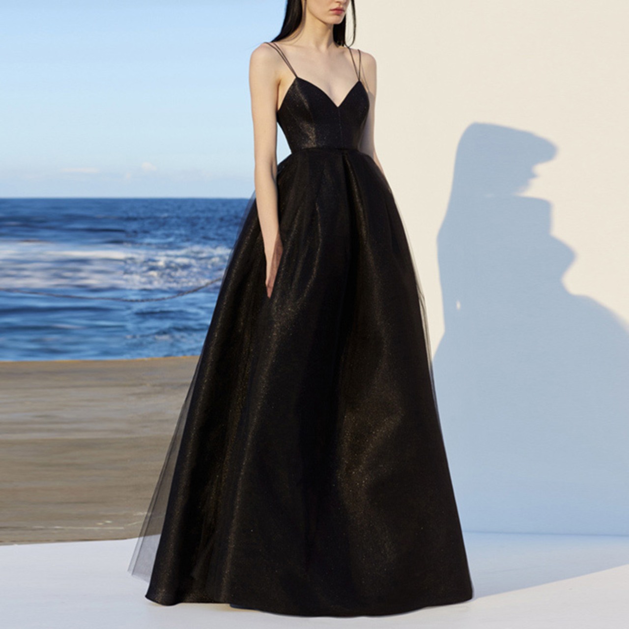 上品！パーティードレス 黒 キャミソール Vネック ロングドレス  