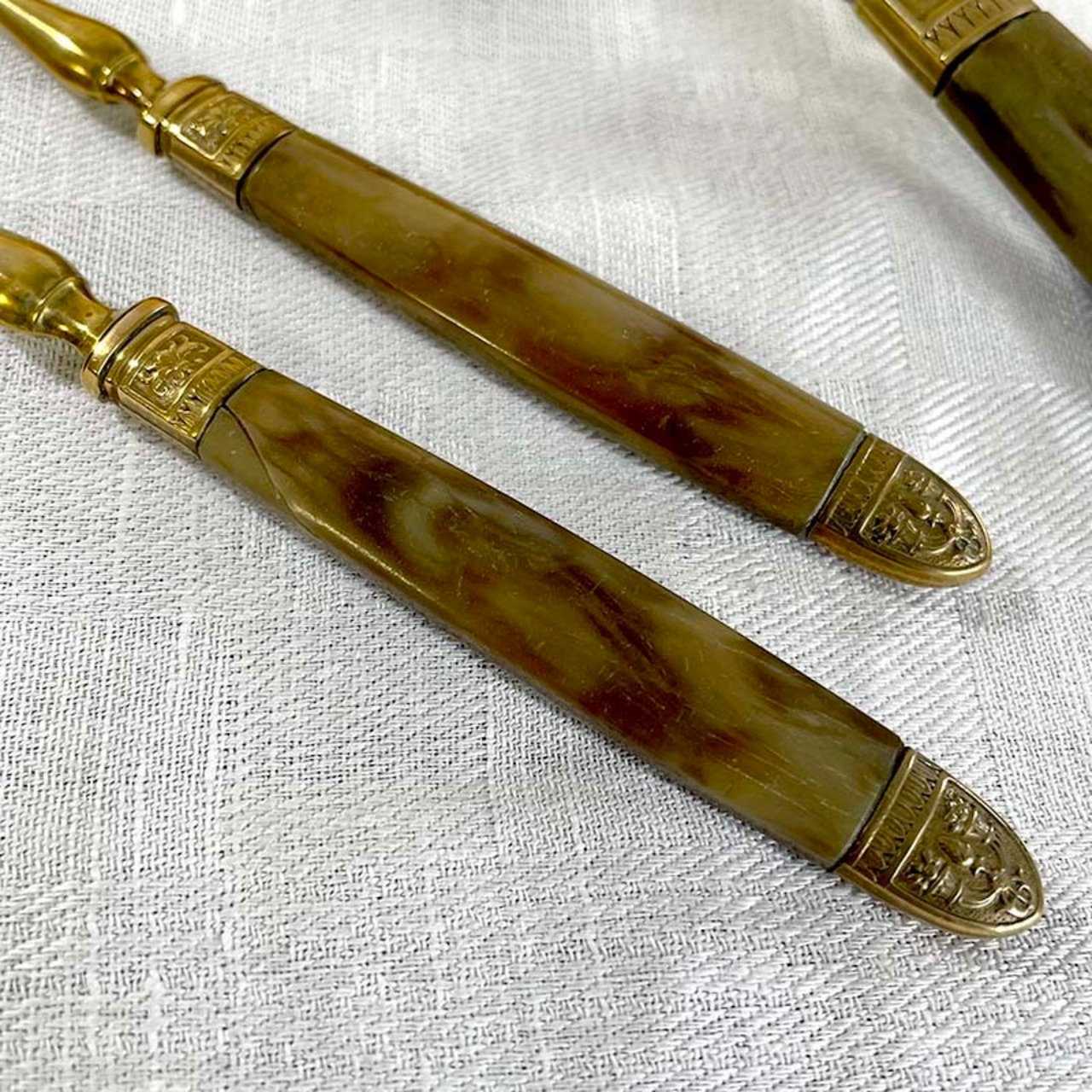 カトラリーセット　デザートフォーク・サーバーセット 真鍮　角素材　ケース入り　ケーキフォーク12本　サーバー１本 12TWcy13