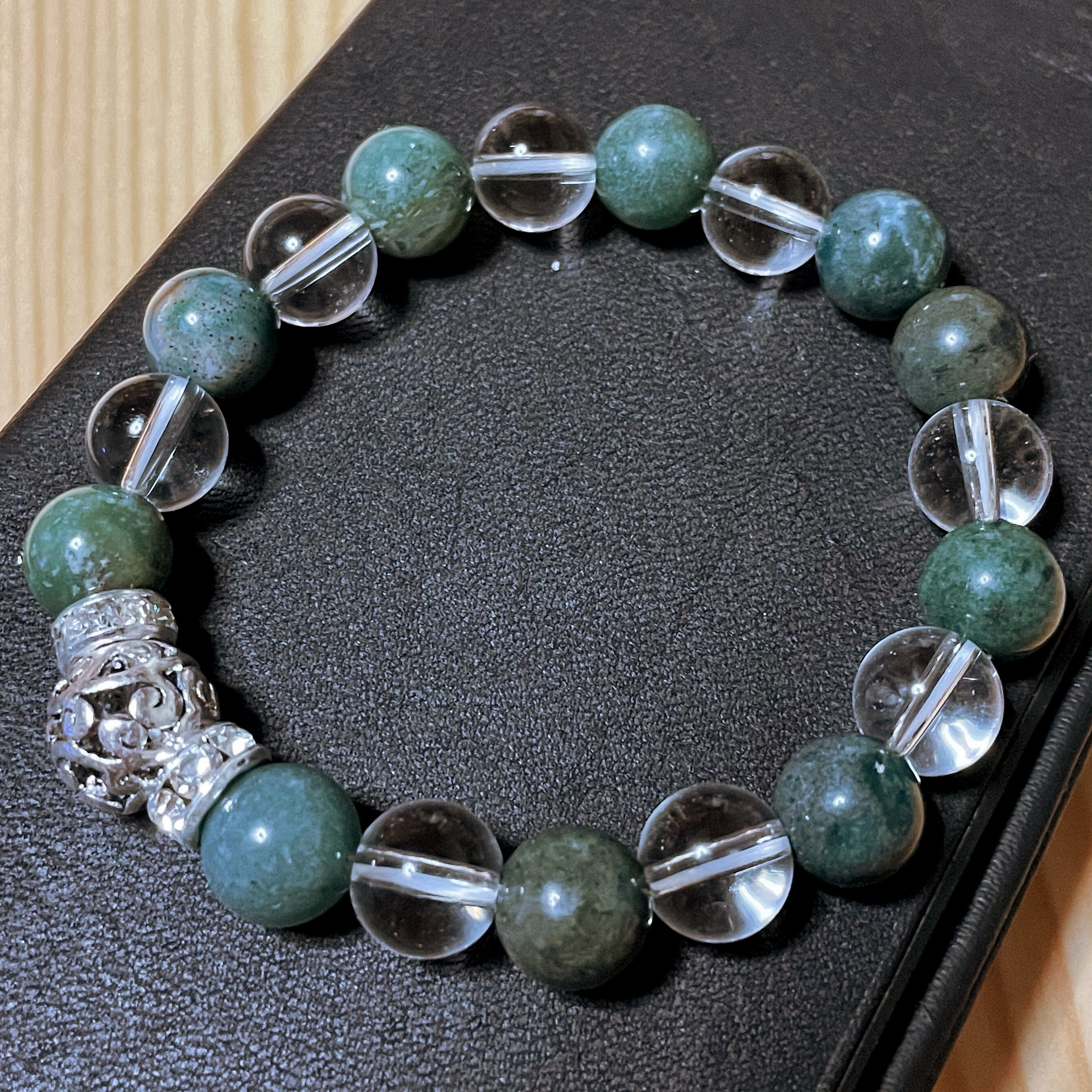 モスアゲートとAAAAクリスタルのチベットシルバーブレスレット