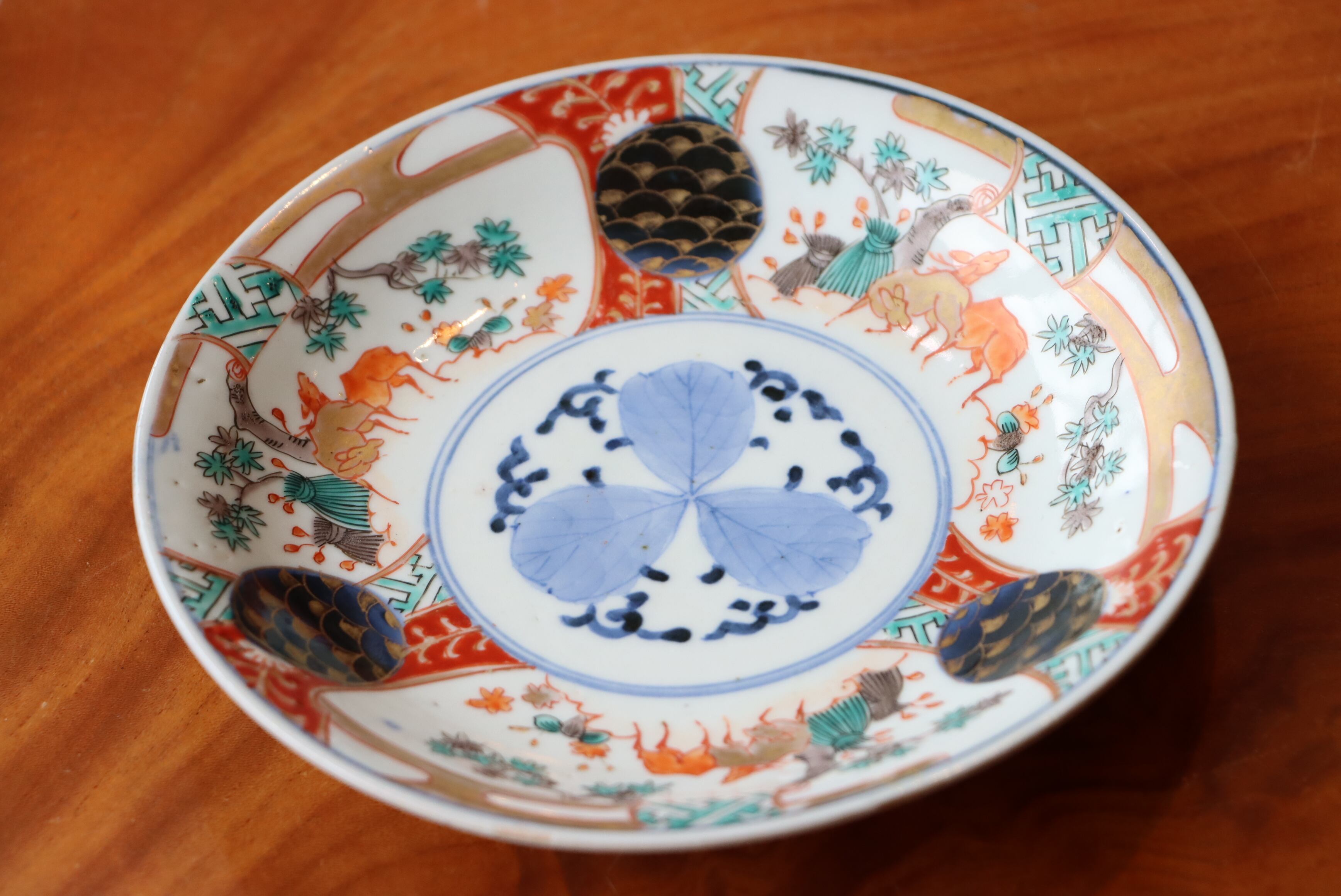 伊万里焼 色絵 鹿紅葉文 中皿 五寸 | (有)新原美術