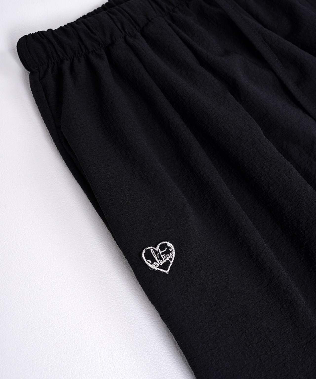 【直営限定ITEM】シアサッカールーズジョガーパンツ (BLACK)　CQ-48007H