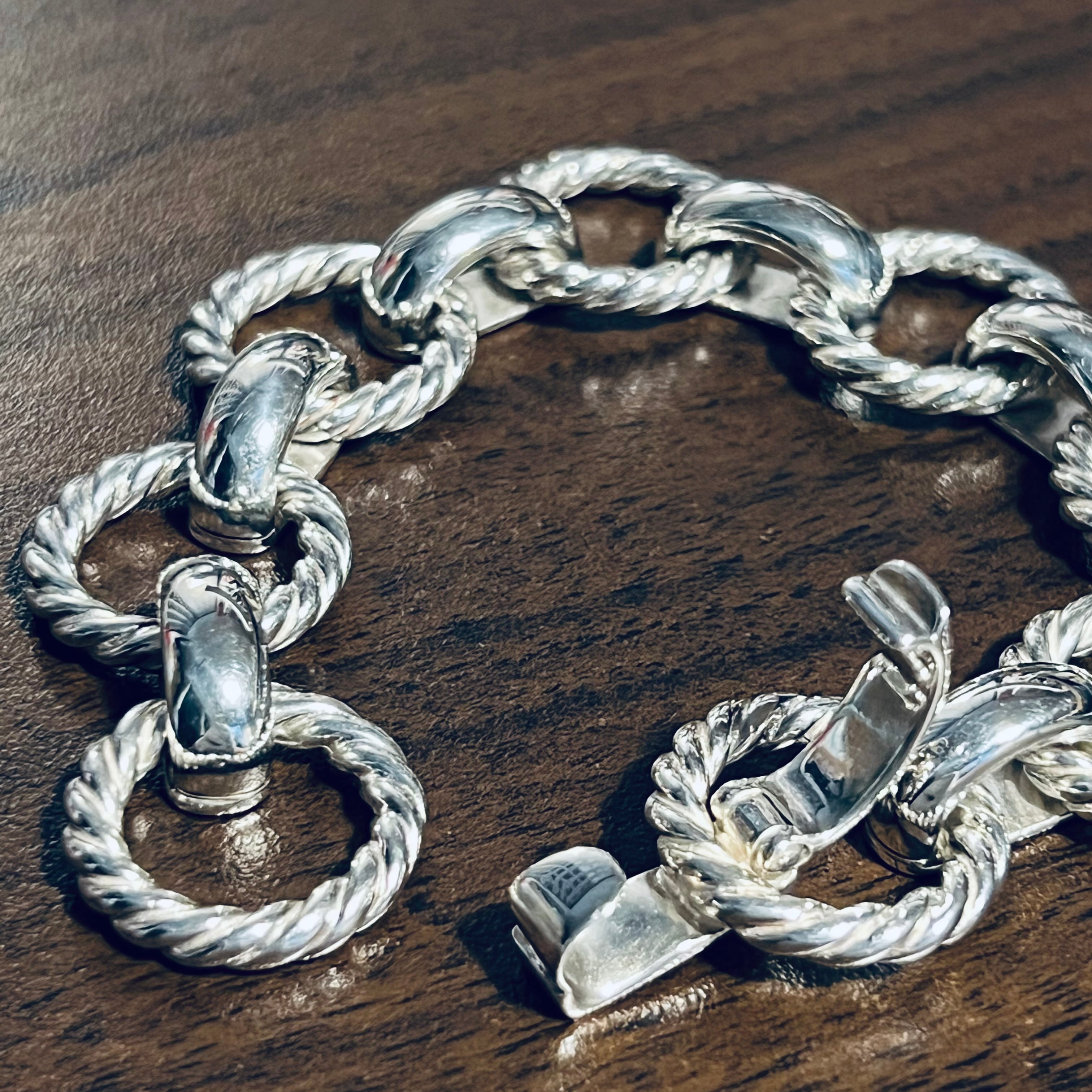 VINTAGE TIFFANY & CO. Twist Circle Link Bracelet Sterling Silver 