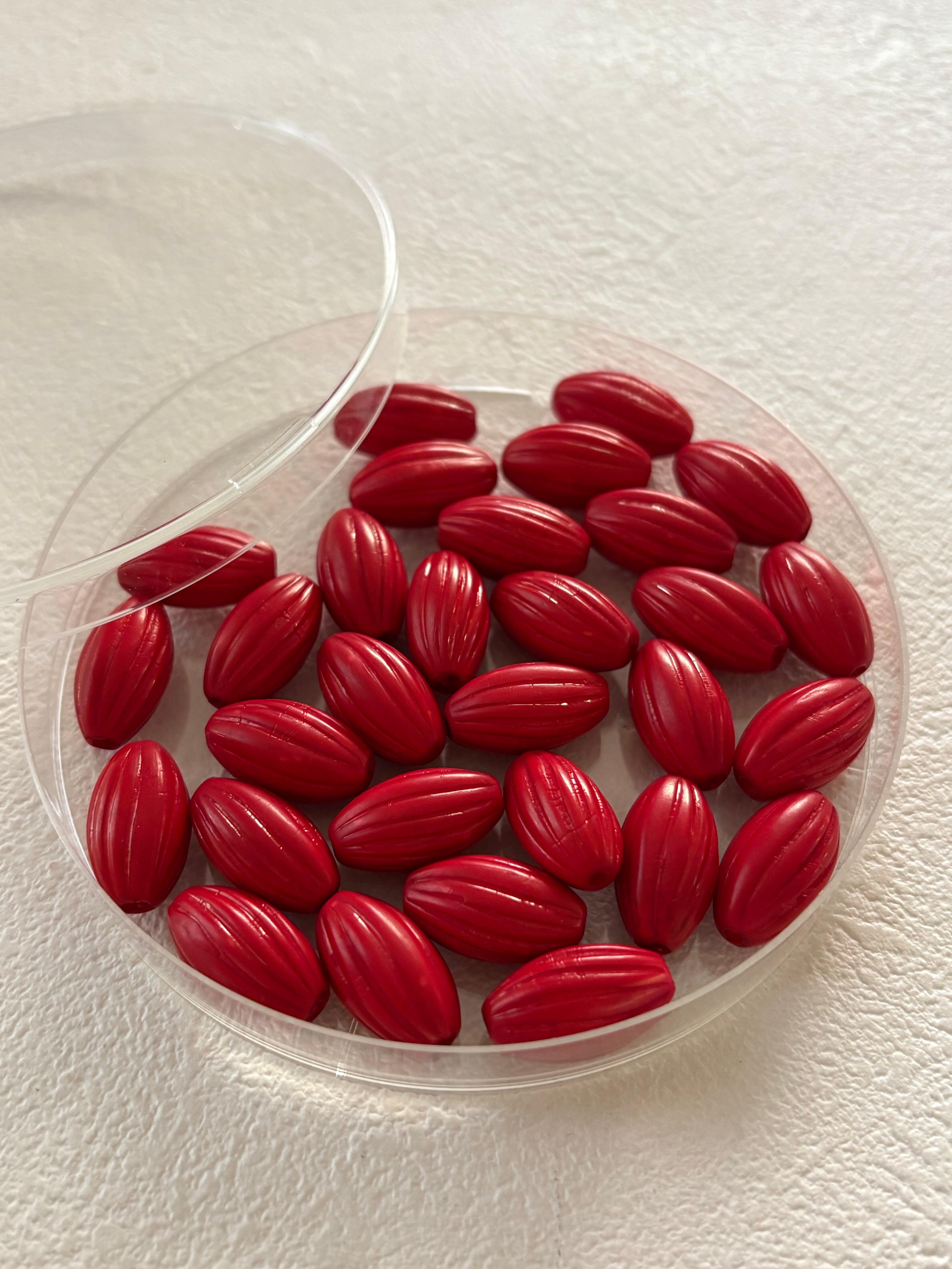 Japanese Vintage ヴィンテージビーズ プラスチック製 16mm 5個セット レッド アクセサリーパーツ デコレーションパーツ