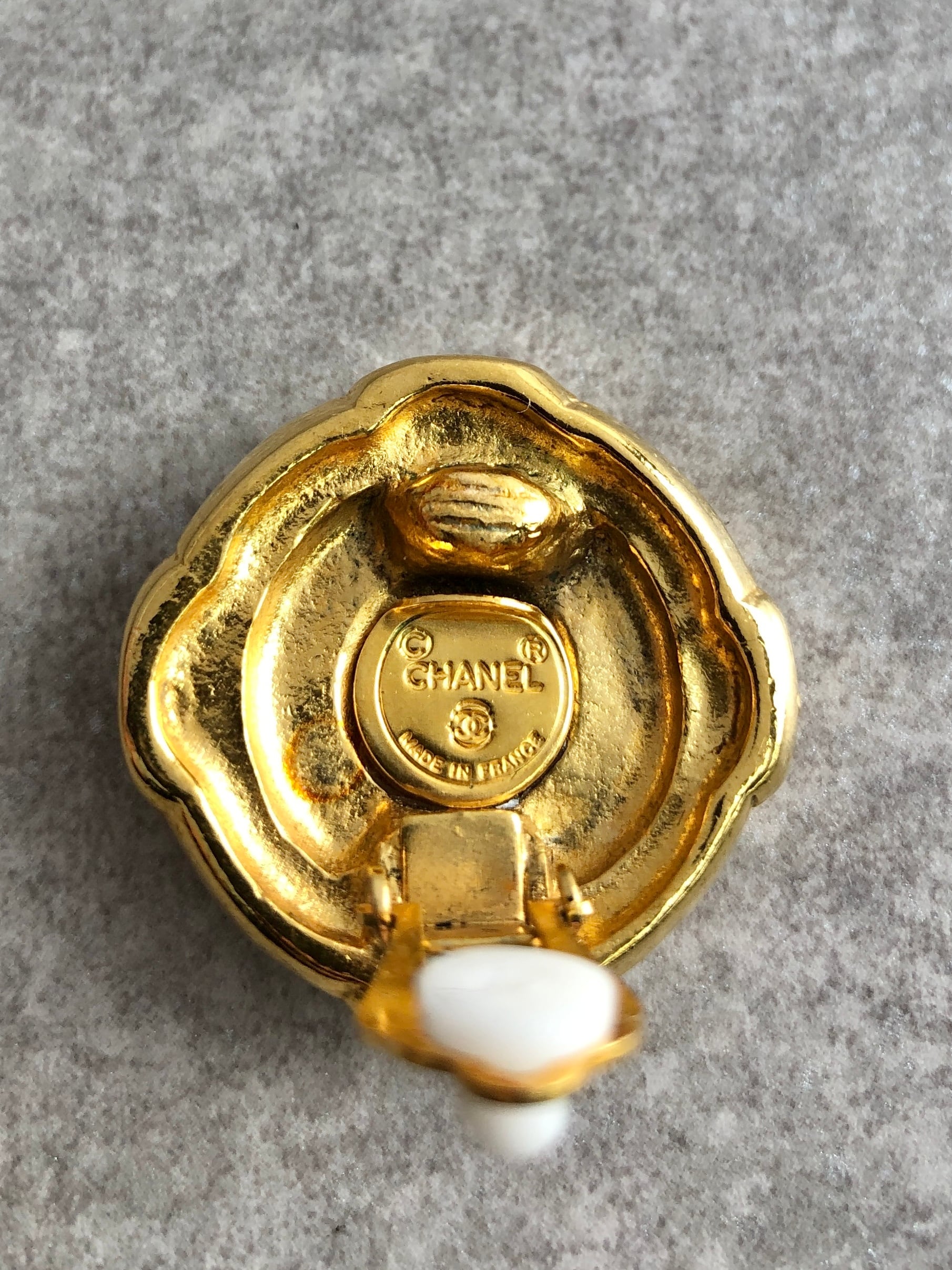 CHANEL シャネル　ヴィンテージ　イヤリング　ゴールド　ココマーク　小ぶり CHANEL シャネル イヤリング ゴールド ココマーク vintage