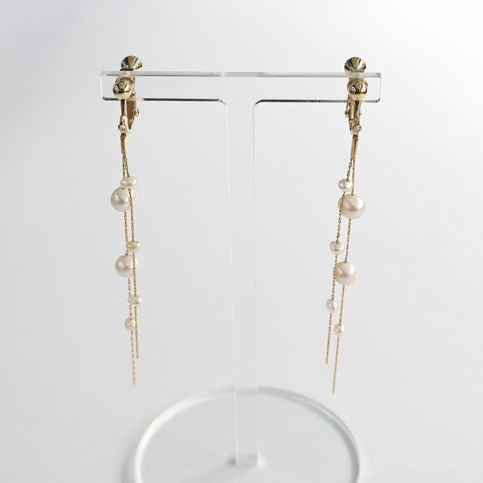 淡水パール　2連　ロングチェーン　ドロップイヤリング　スウィング　アクセサリー　華奢　韓国製