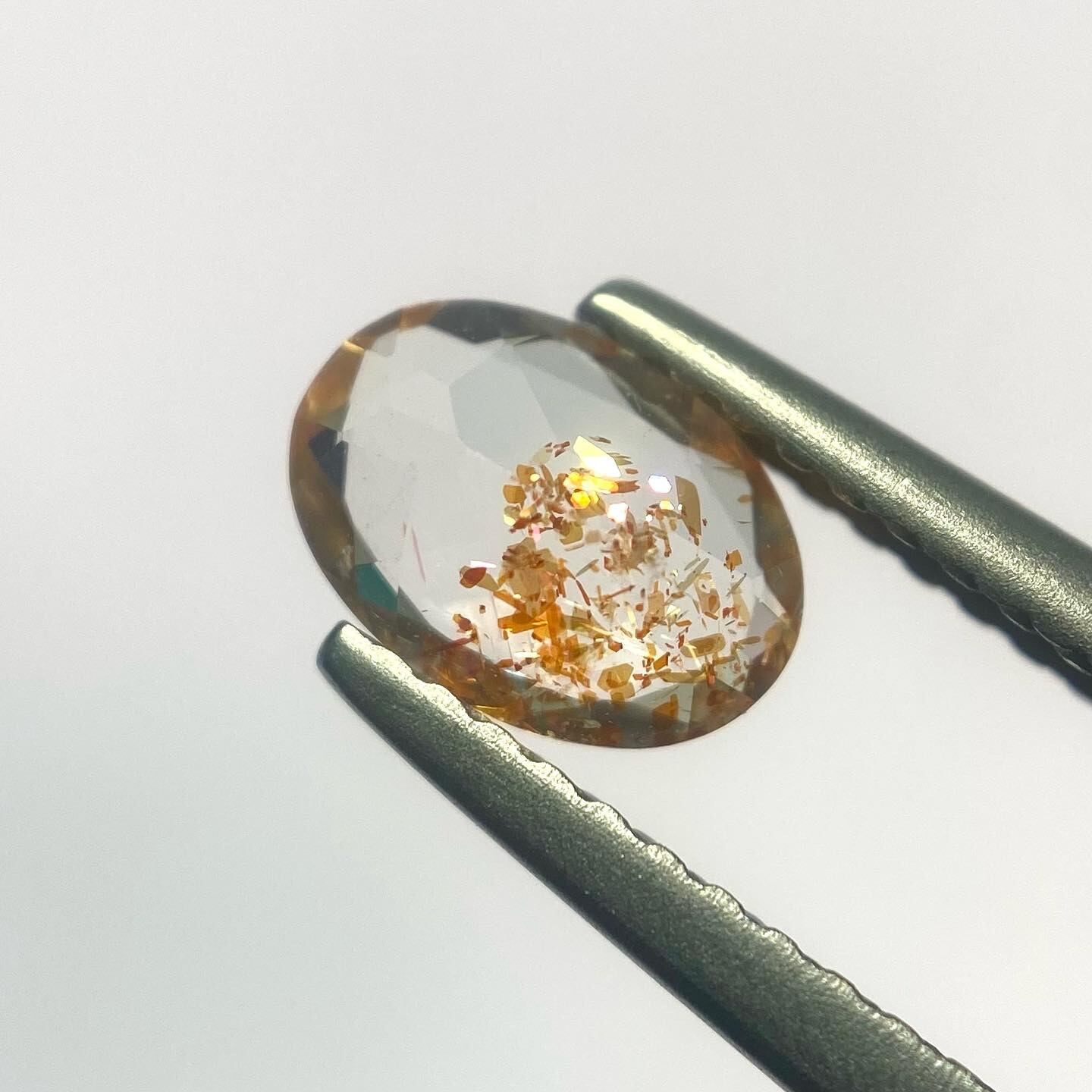 遠くから見る仕掛け花火 サンストーン