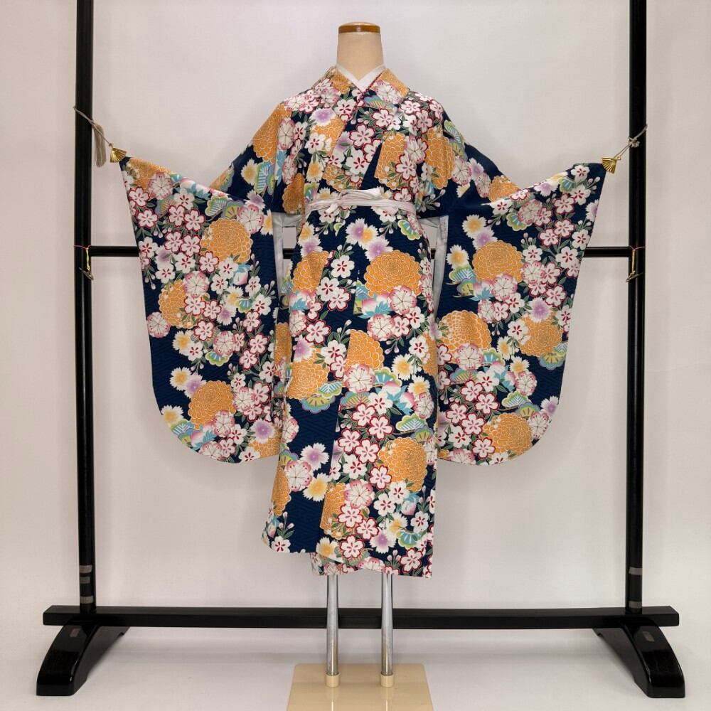 二尺袖 単品 卒業式着物 濃い紺 黄色 裄69cm Lサイズ 袴用着物 化繊 中古 5826
