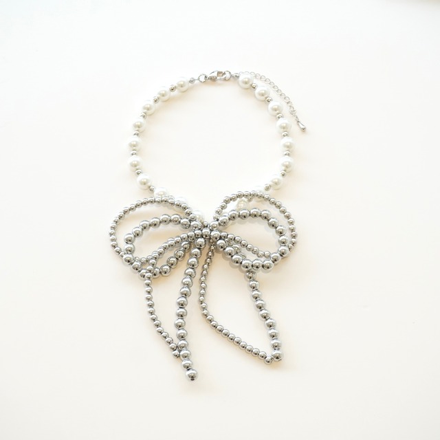 Ribbon Pearl Necklace