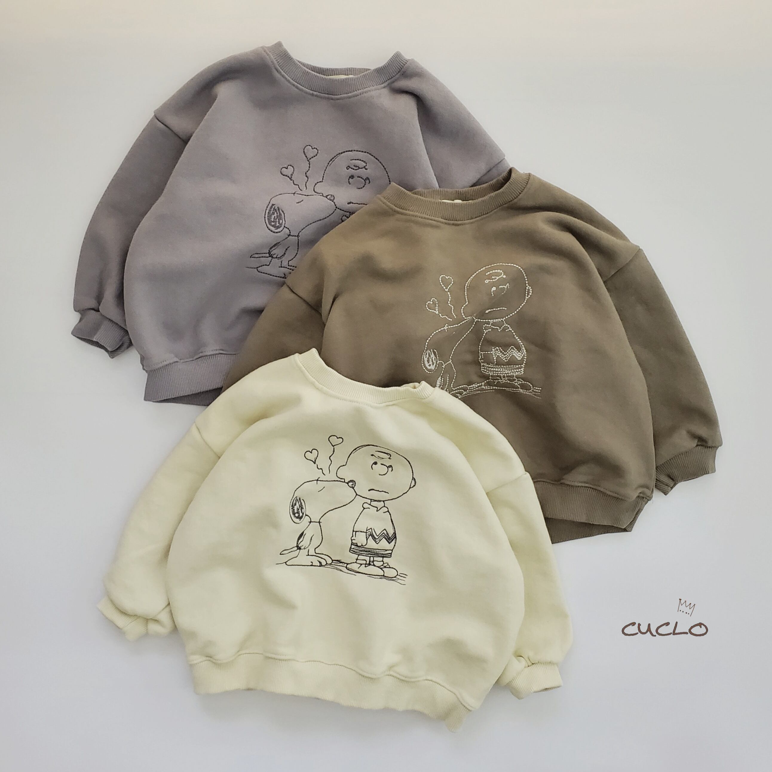 権限を与える 異常 故意の チャーリー ブラウン スウェット 韓国 収束する 汚れる 十億