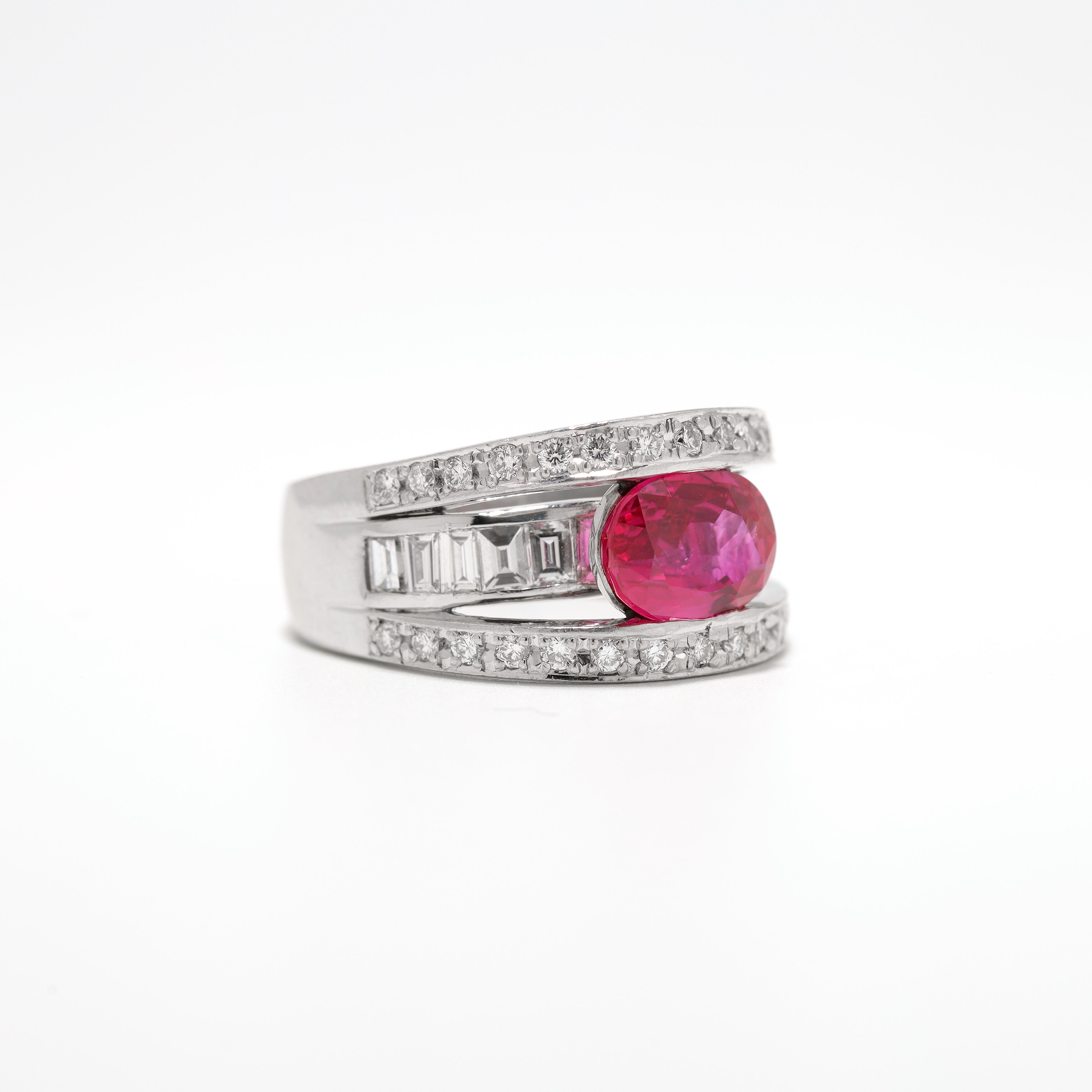 pt900 ビルマ産ルビー1.06ct ダイヤモンド0.21ct 指輪 JC5689】Pt900 ビルマ産 天然ルビー ダイヤモンド リング - メルカリ