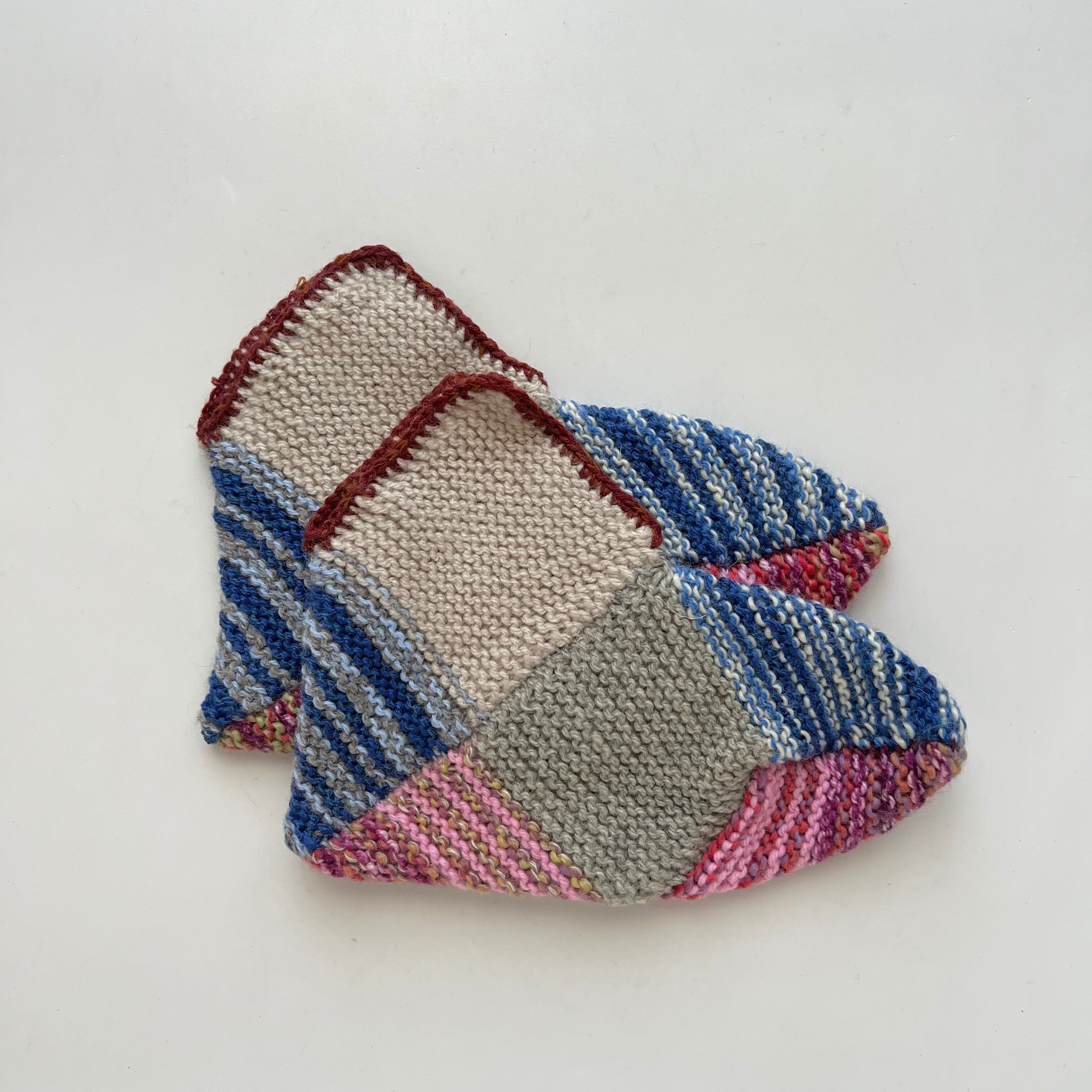 Villasukat / Hand Knitted Room Socks