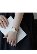 ami. 編　bangle