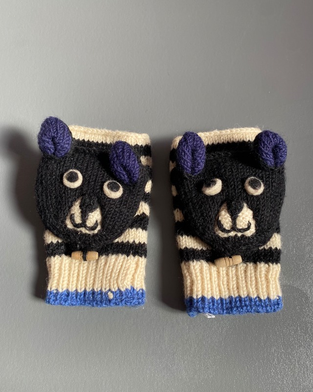 hand knit gloves