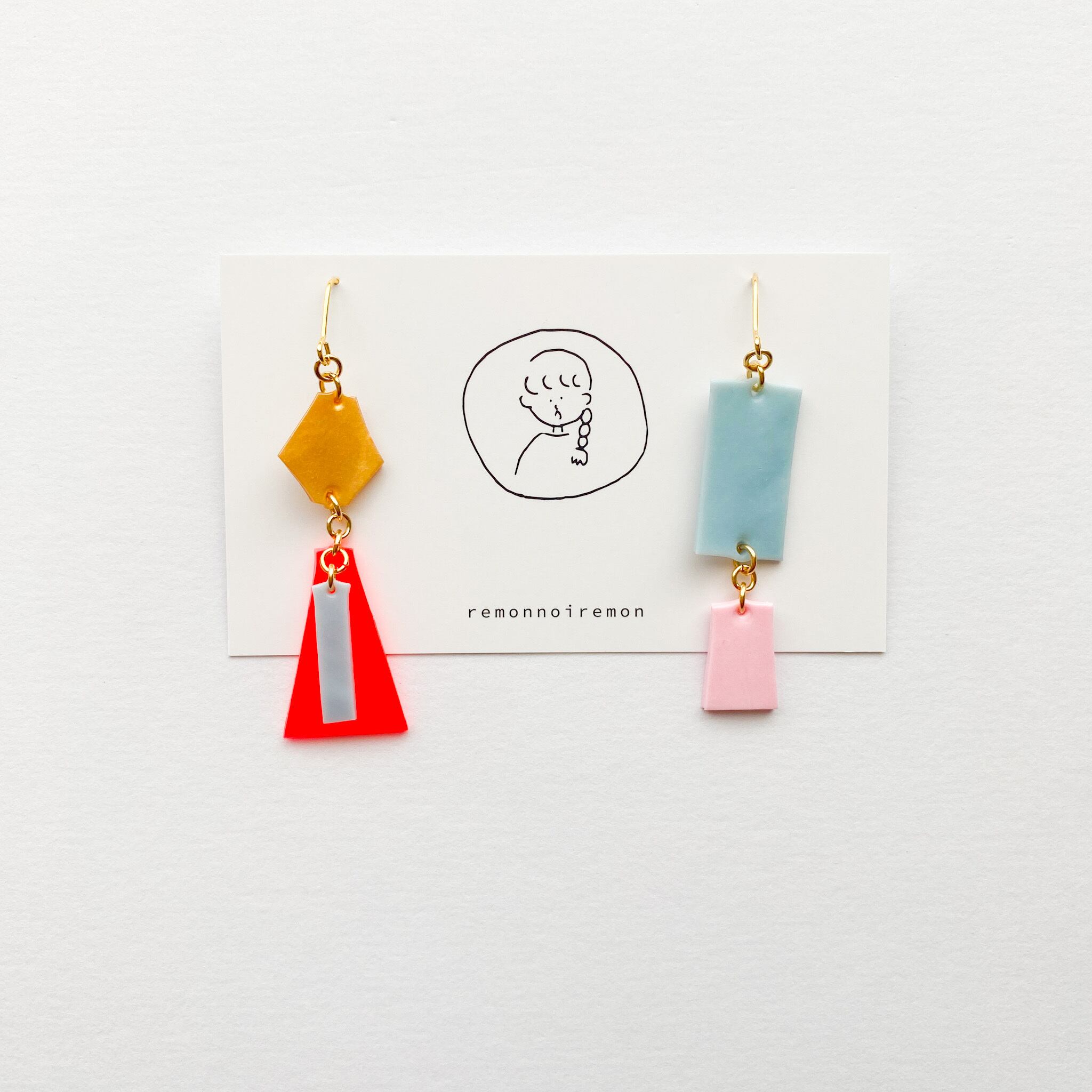カケラピアス/イヤリング