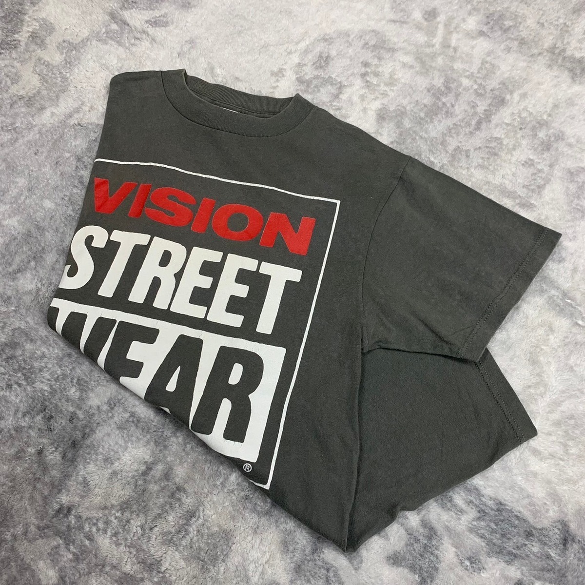 送料無料】レア USA製 90s VISION ウイング Vロゴ Tシャツ vintage 