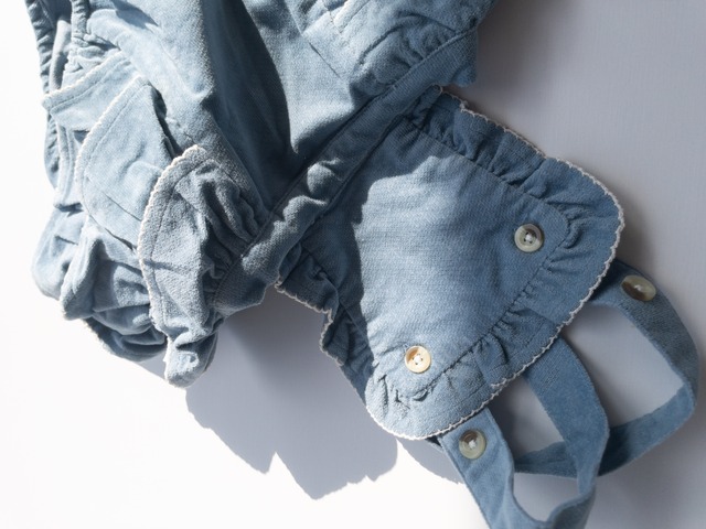 《即納》Little Cotton Clothes / Velvet Dhalia Romper in Eggshell