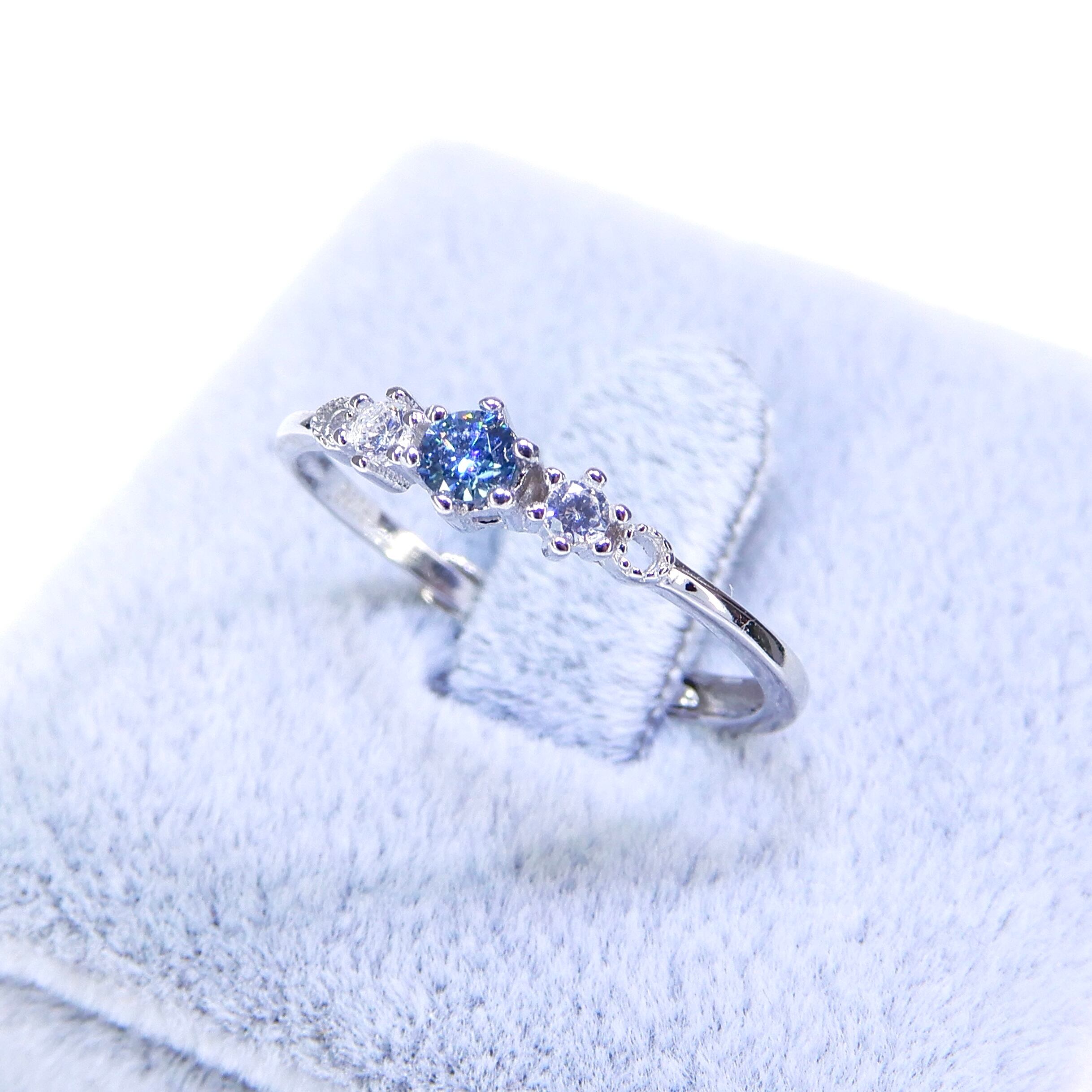 プラいちRing♦︎モアサナイト(ブルー)♦︎WGカラー《0120》