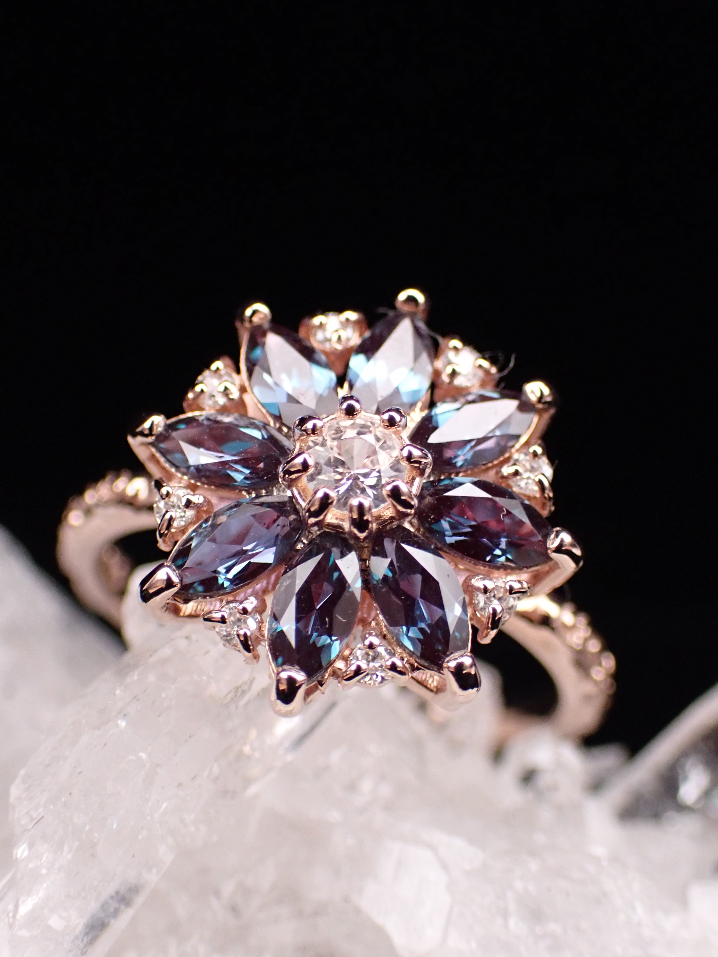 R.nouveau 】Poinsettia ring✳︎Petite Bloom✳︎合成