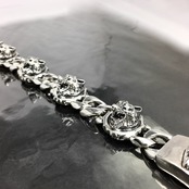 WOLVES with 10 DIAMONDS CHAIN BRACELET / ウルヴスチェーンブレスレット・10ダイヤモンドアイズ