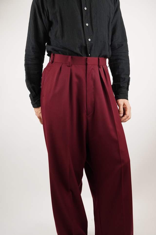 APOCRYPHA TOKYO/2tucks Wide Trousers