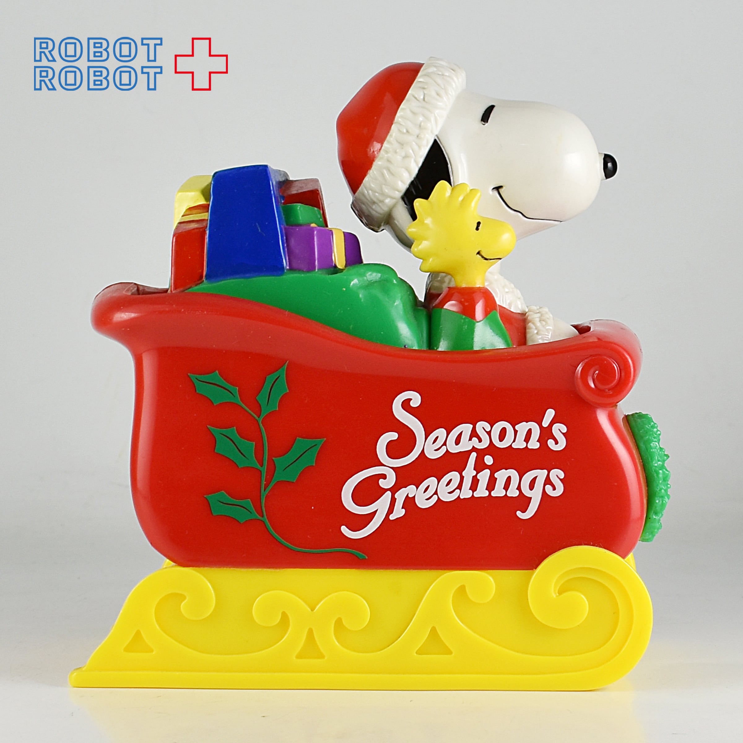 スヌーピー プラスチック貯金箱 クリスマスのソリ | ROBOTROBOT