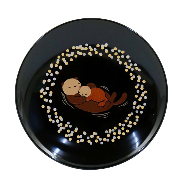 豆皿 命の歌 きらめき おやすみ親子 ラッコ | 太陽漆器 オンラインショップ
