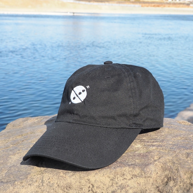 心 logo cap Black