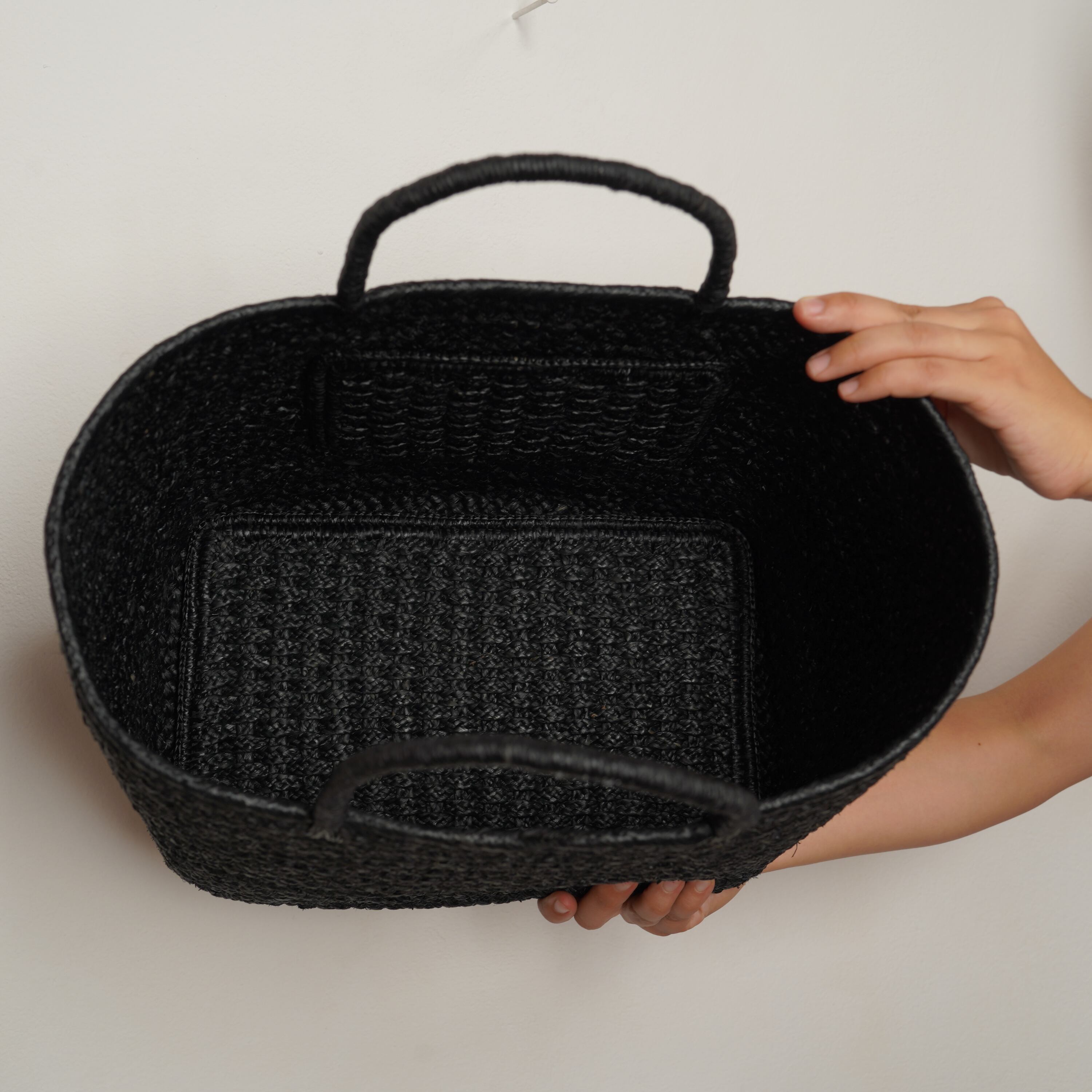Marche Bag (L) - Black | AMPIANA