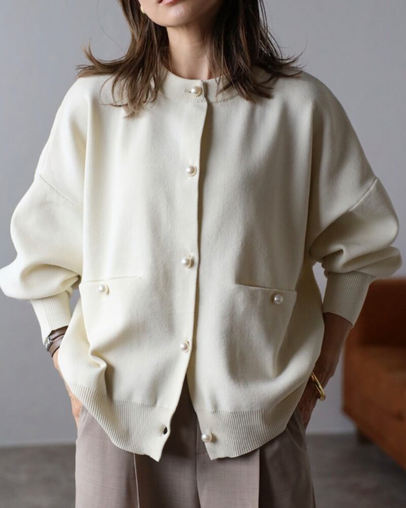 パールボタンカーディガン